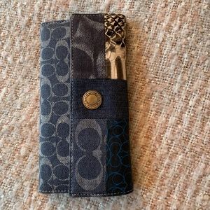 Women’s Coach Wallet